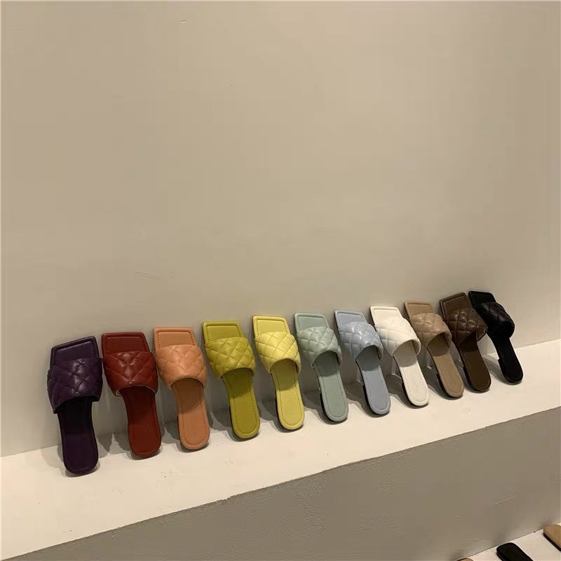 Flip flop flat shoes