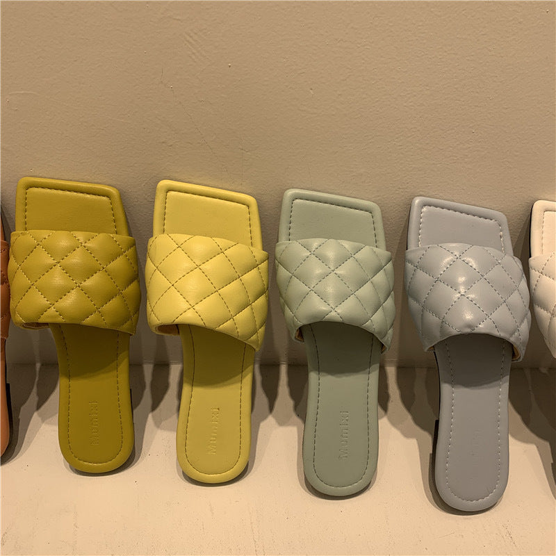 Flip flop flat shoes